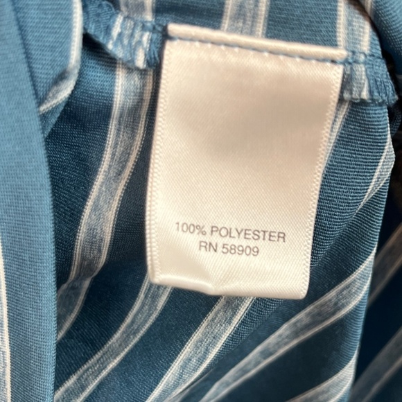Roundtree & Yorke Performance Blue Striped Polo; Size L; EUC - Picture 3 of 7